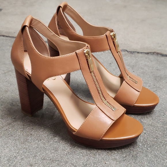 franco sarto myriad platform sandal